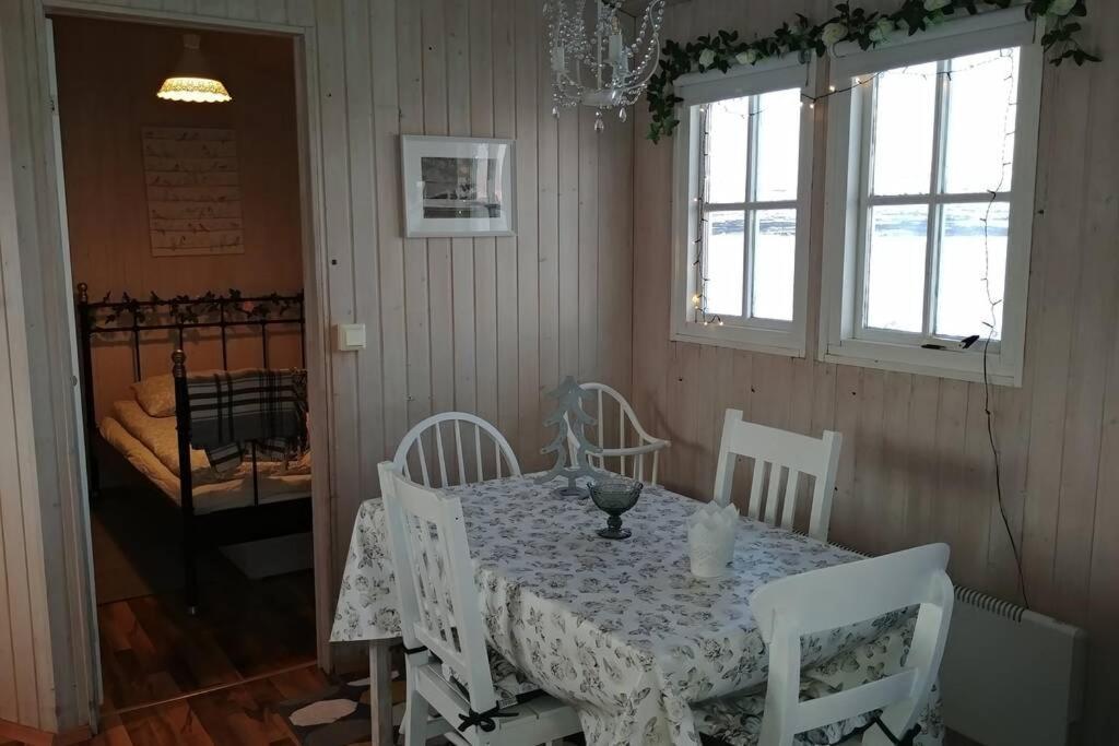 Cosy Cottage-Alfabakki-With Hot Tub Stori-Bakki Екстер'єр фото