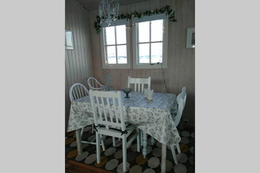 Cosy Cottage-Alfabakki-With Hot Tub Stori-Bakki Екстер'єр фото